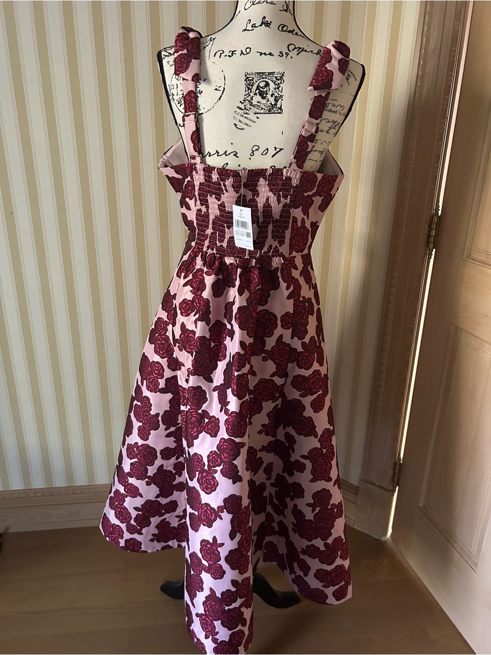 Kate Spade Rosy Florets Midi Dress w/pockets in Pink and Burgundy Floral - Picture 6 of 7